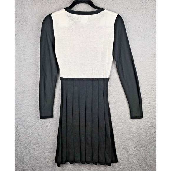 Vince Camuto Dress Womens XS Black White Colorblock Dark Academia Pleated Goth - Picture 2 of 16